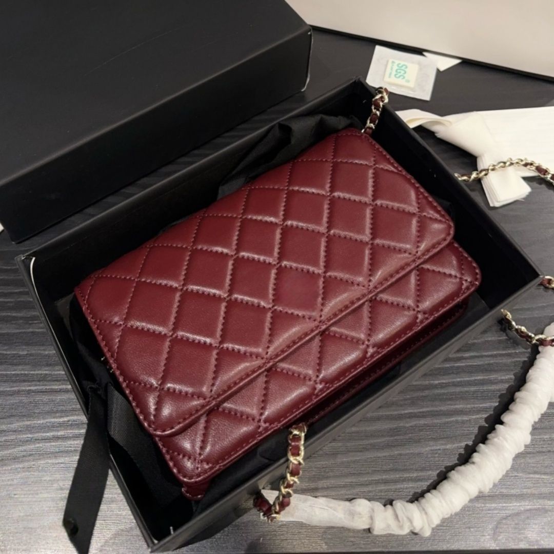 Top Designer Crossbody Bag Ladies Small Handle Tote Bag with Chain Strap Mini Burgundy High Quality Leather Shoulder Bag Diamond Lattice Caviar Flap Bag