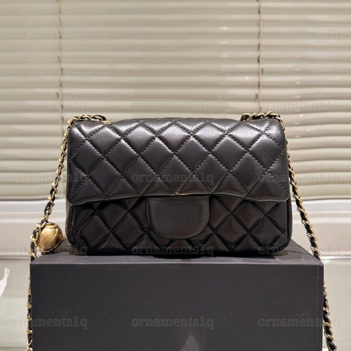 Top Designer Crossbody Bag Ladies Small Handle Tote Bag with Chain Strap Mini Burgundy High Quality Leather Shoulder Bag Diamond Lattice Caviar Flap Bag