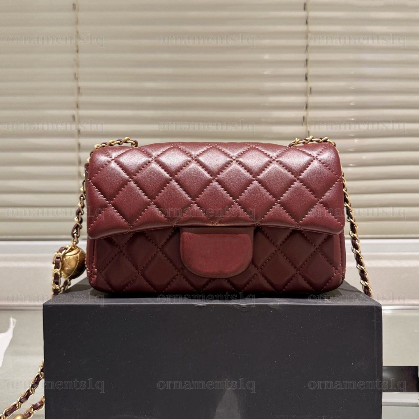 Top Designer Crossbody Bag Ladies Small Handle Tote Bag with Chain Strap Mini Burgundy High Quality Leather Shoulder Bag Diamond Lattice Caviar Flap Bag
