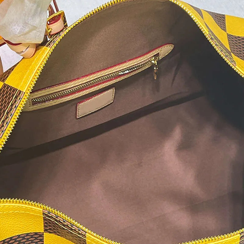 Luxury Duffel Bags Designer Bag Men Women Genuine Leather Zipper Inner Pocket Travel Bags Cutomized Brand Luggage Handbags Large Capacity Sport Bag Yellow Bag
