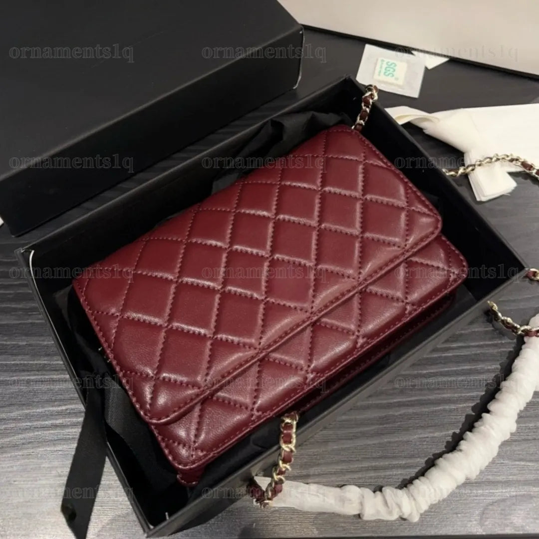 Top Designer Crossbody Bag Ladies Small Handle Tote Bag with Chain Strap Mini Burgundy High Quality Leather Shoulder Bag Diamond Lattice Caviar Flap Bag